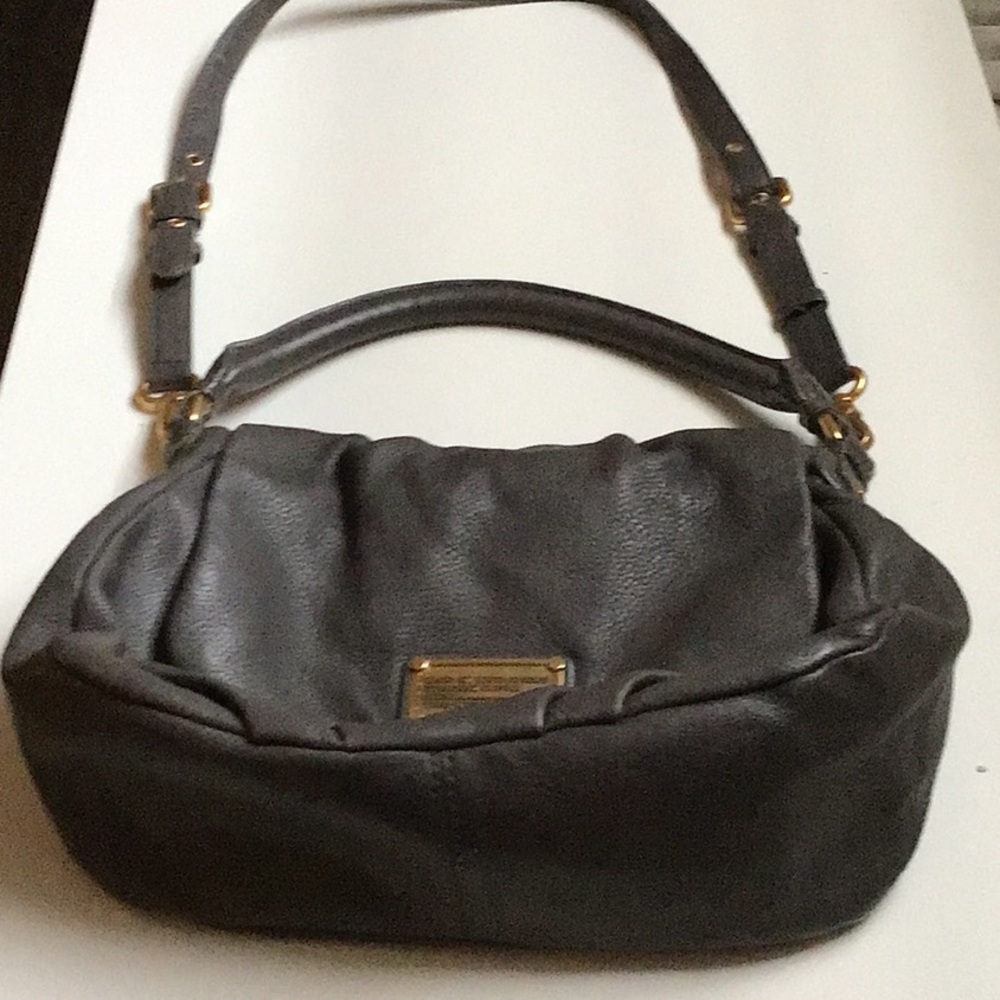 MARC by Marc Jacobs Classic Q Ukita Crossbody Satchel Bag Gray Grey with gold